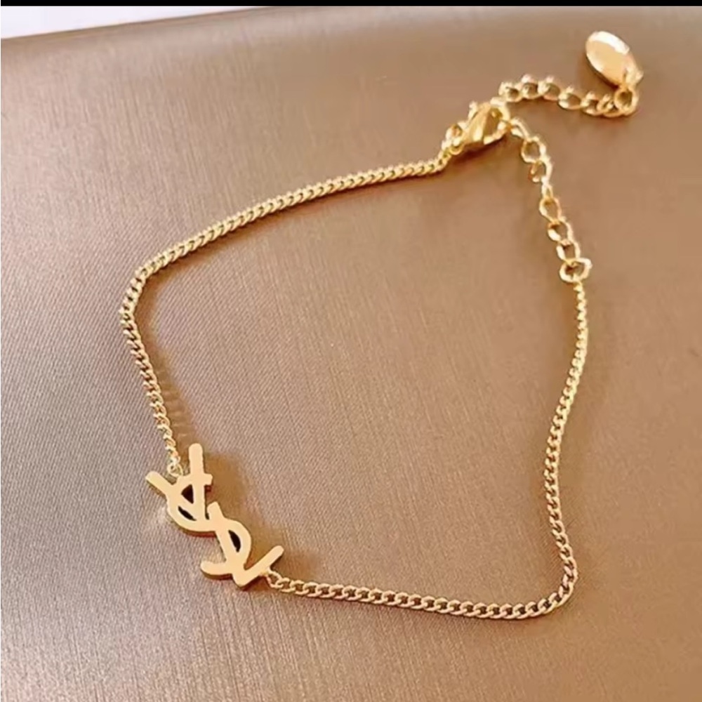 Brand New ✨ Gold Bracelet